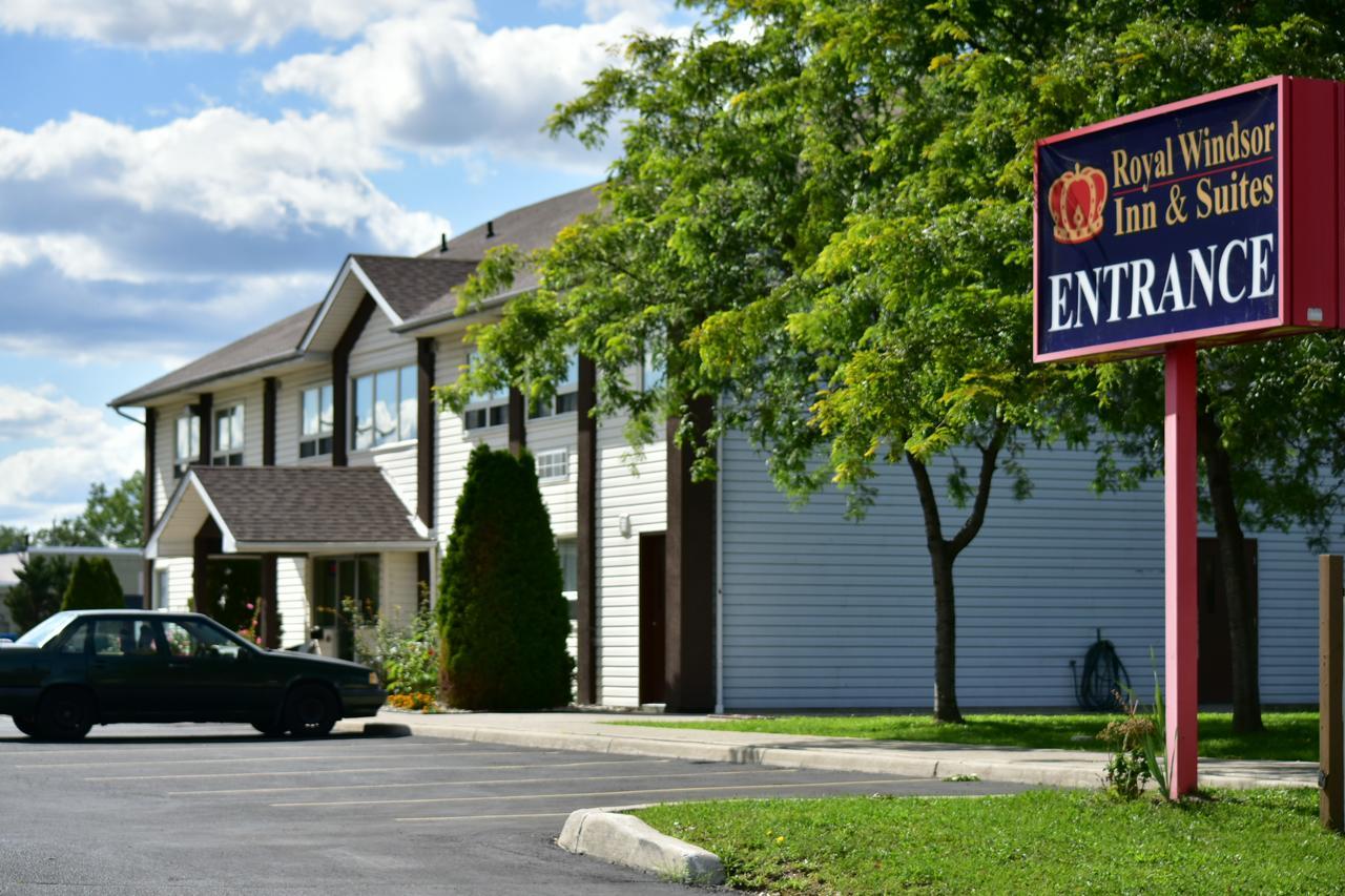 Royal Windsor Motel Екстериор снимка