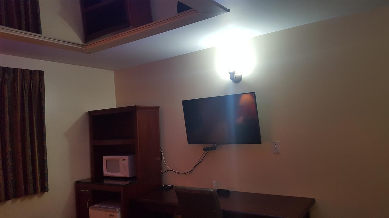 Royal Windsor Motel Екстериор снимка
